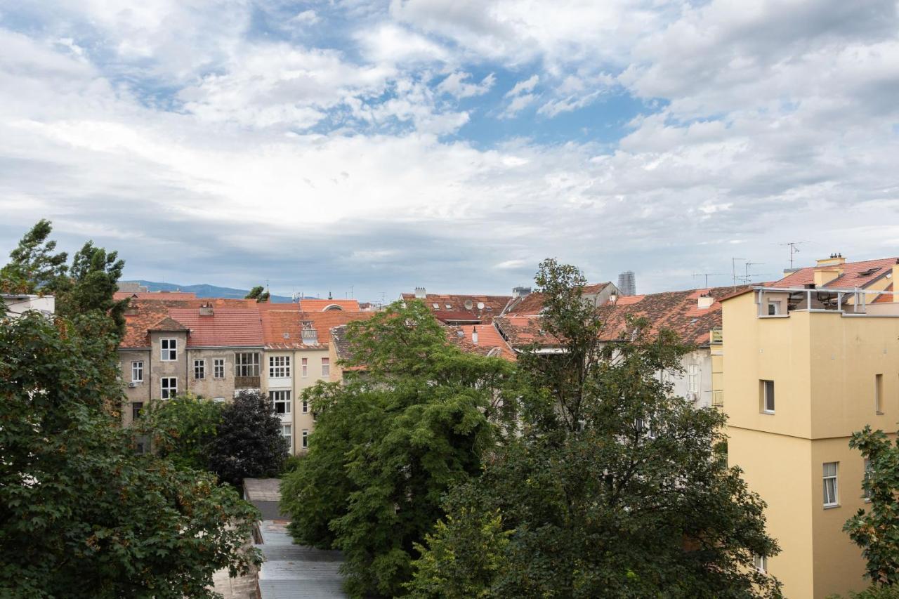 Bright And Modern Apartments In City Center Zágráb Kültér fotó